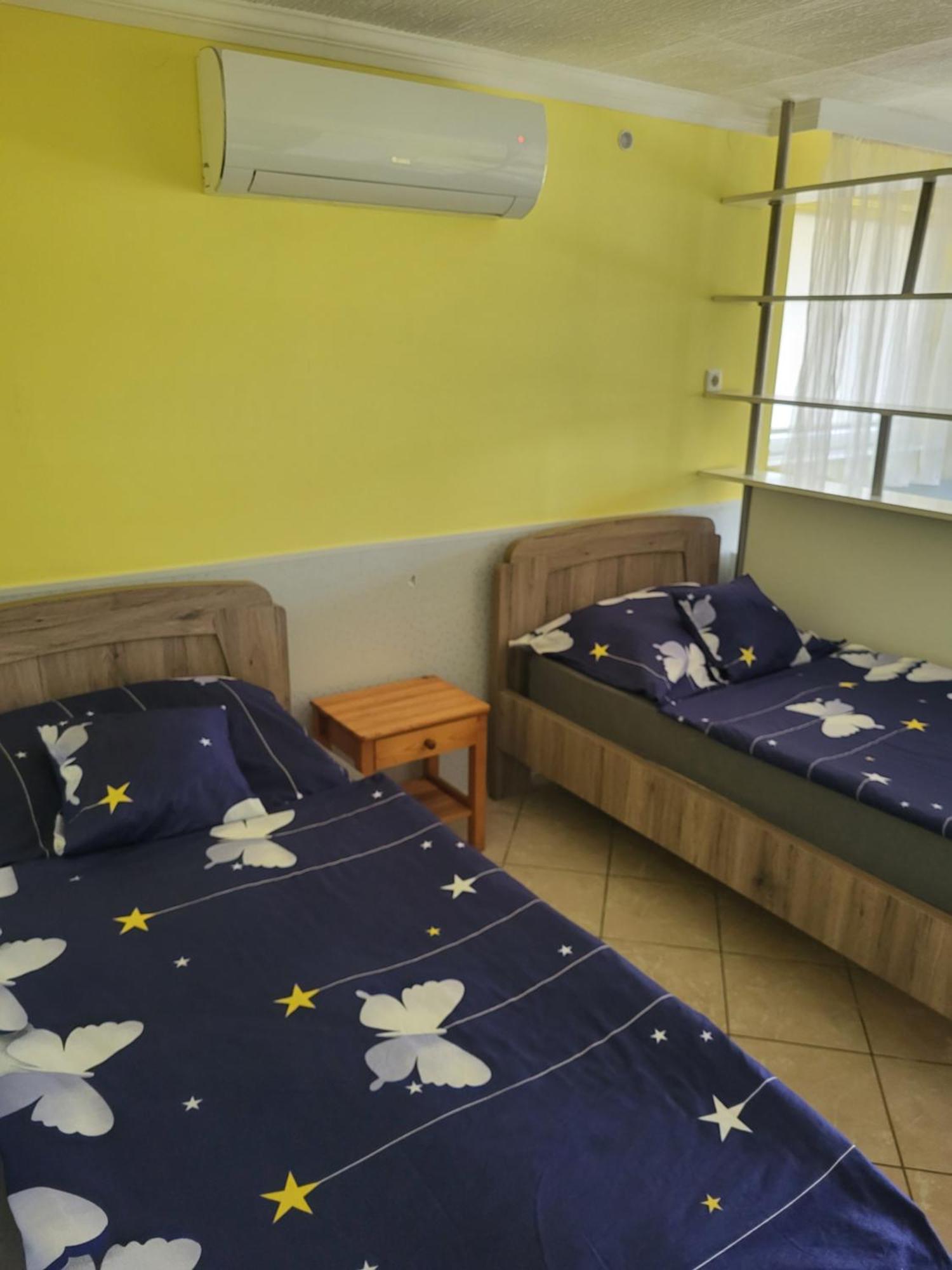 Ferienwohnung Napsugar Vendeghaz Tiszaújváros Zimmer foto